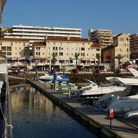 Appartement Marina Plaza, *